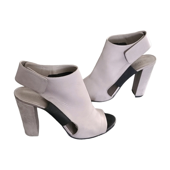 VINCE Anetta Chelsea Booties Heels 40 9 Slingback Sandals RARE Woodsmoke Grey - Picture 14 of 16